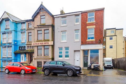 1 bedroom property for sale