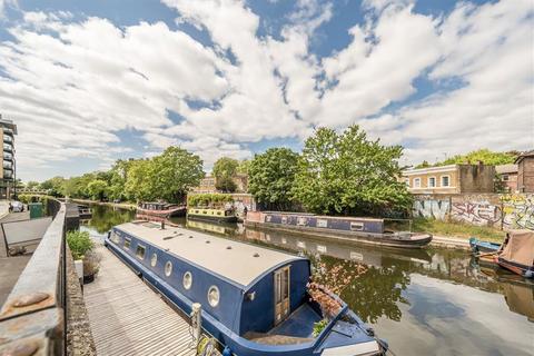 Flat 30, 2 Devizes Street, London, N1 5DY