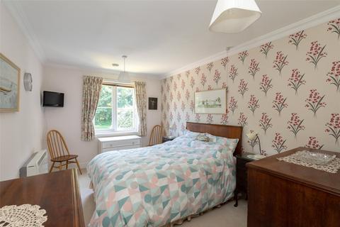 2 bedroom apartment for sale, Epsom Road, Leatherhead, Surrey, KT22