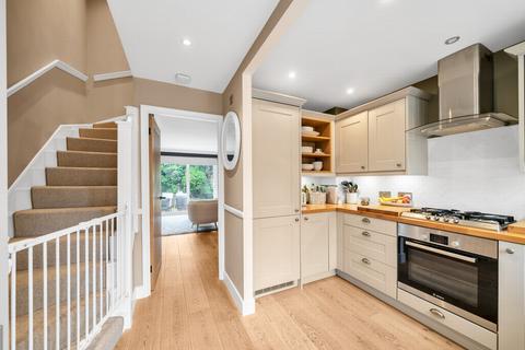 14 Parkside Close, London, SE20 7HQ