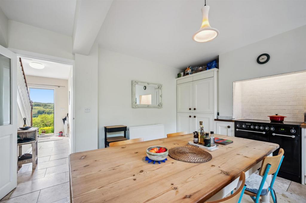 Kitchen-Diner towards entrance hallway.jpg