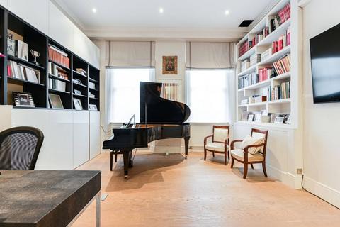 undefined, Eaton Place, Belgravia, London, SW1X