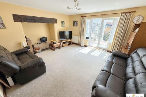 2 bedroom semi-detached house for sale, Lea Road, Tiverton, EX16