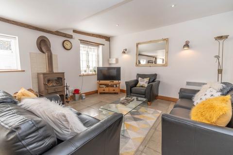 Blackbird Barn, 50 High Street, Wells-next-the-sea, NR23 1EN