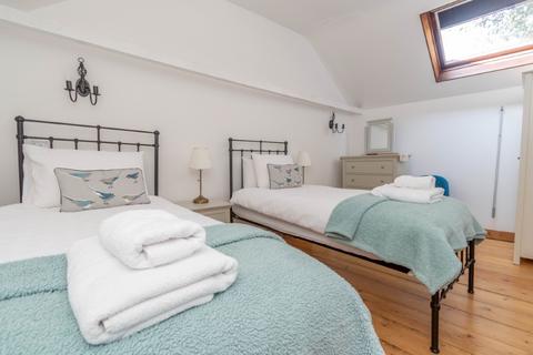 Blackbird Barn, 50 High Street, Wells-next-the-sea, NR23 1EN
