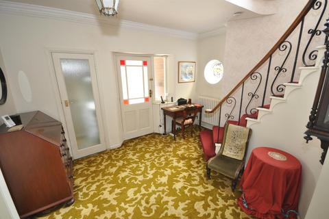 4 bedroom detached house for sale, St Nicholas Road, Thorne, Doncaster