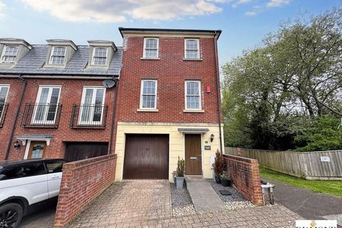 Old Mill Close, Tiverton, EX16