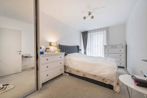 2 bedroom flat for sale, Chamberlain Court, Upton Park, London, E13