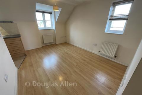 2 bedroom apartment for sale, Riverhead Close, Walthamstow
