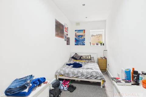 3 bedroom apartment to rent, Huskisson Street, Liverpool, Merseyside, L8