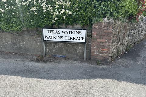 2 bedroom end of terrace house for sale, Watkins Terrace, Caerbont, Abercrave, Swansea.
