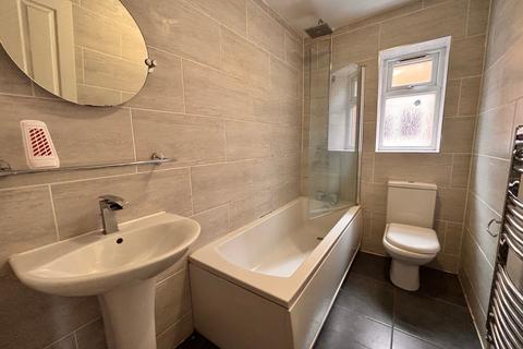 15a Sandymount Road, Walsall, WS1 3AR
