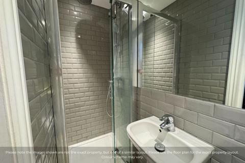 Studio to rent, Gloucester Place, London NW1