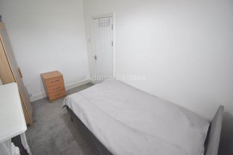 undefined, Liverpool Road, Reading