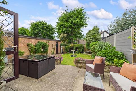 4 bedroom detached house for sale, Gray Close, Warsash, Southampton