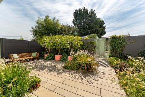241 Down Road, Portishead, Bristol, BS20 8HU