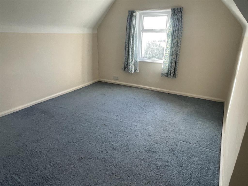 Bedroom.JPG