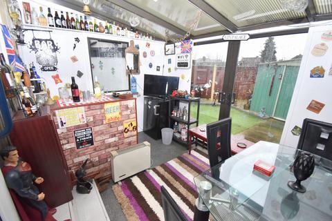 21 Nicholas Road, Widnes, WA8 8ST