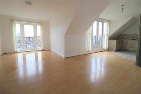 3 bedroom penthouse for sale, Palgrave Road, Bedford