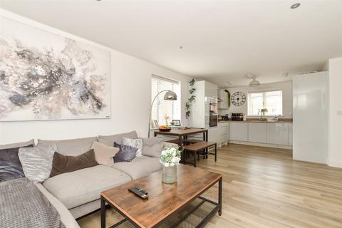 2 bedroom flat for sale, Alder Way, Faygate, Horsham, West Sussex