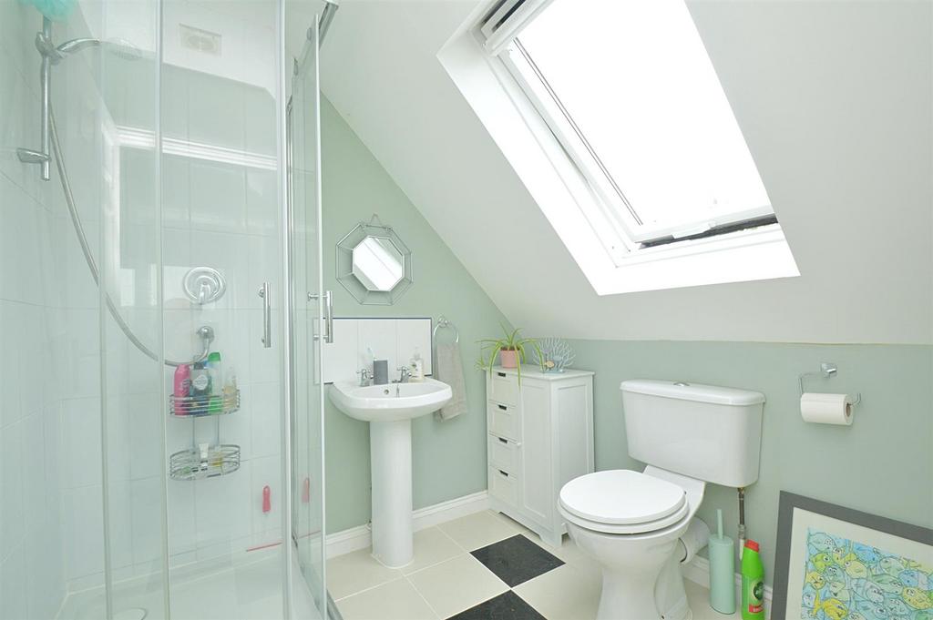 Resized En Suite1.jpg