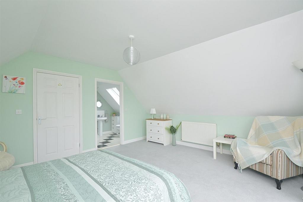 Resized Bed1b.jpg