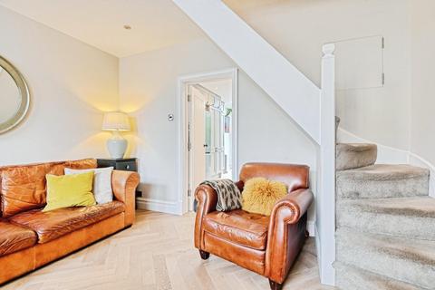 23 Hints Road, Hopwas, Tamworth, B78 3AB