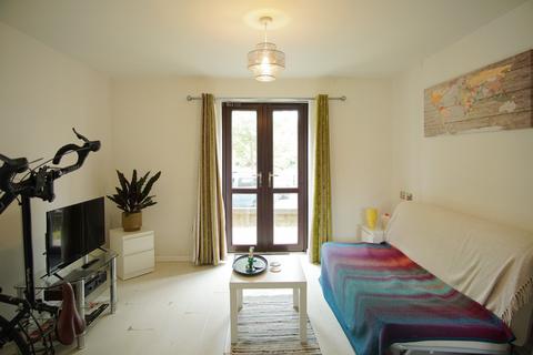 1 bedroom apartment to rent, Garamond Court, City Centre BS1