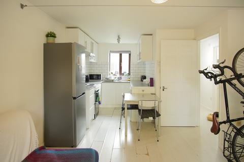 1 bedroom apartment to rent, Garamond Court, City Centre BS1