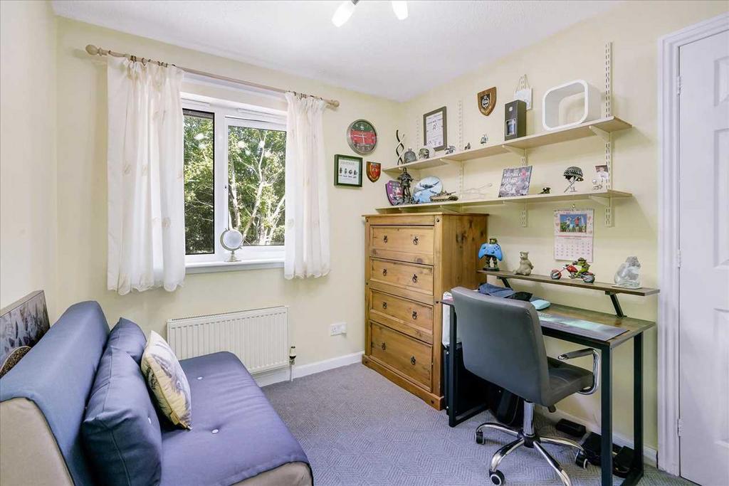 Bedroom Two (1)