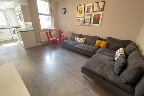 1 bedroom house to rent, Romer Road , L6 6DH,