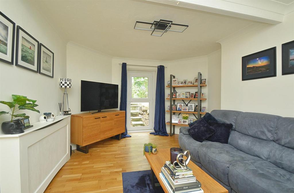 Resized Lounge1.jpg