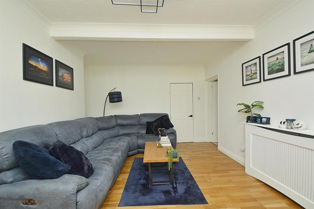 Resized Lounge3.jpg