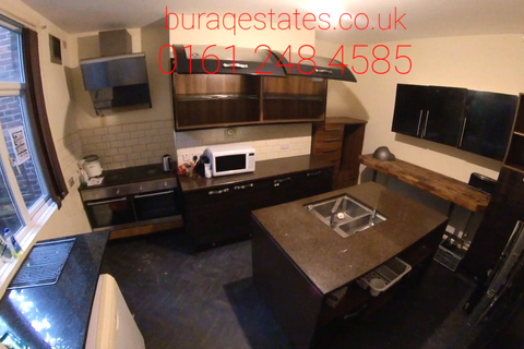 9 bedroom semi-detached house to rent, Egerton Road, Manchester