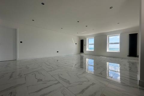 3 bedroom apartment to rent, Sandgate Esplanade, Sandgate