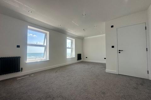 3 bedroom apartment to rent, Sandgate Esplanade, Sandgate