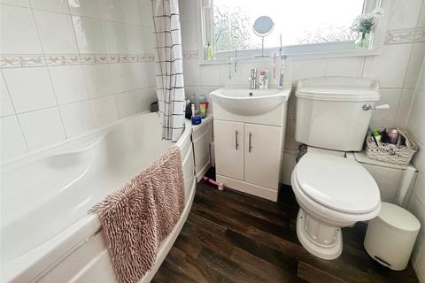 3 bedroom terraced house for sale, Goldsworthy Way, Slough, Berkshire