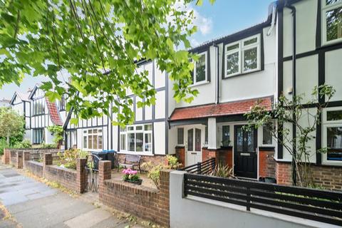 17 Merton Hall Gardens, London, SW20 8SN