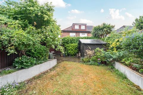 17 Merton Hall Gardens, London, SW20 8SN
