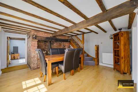 6 bedroom cottage for sale, Main Road, Ansty, Coventry *Separate Annex*