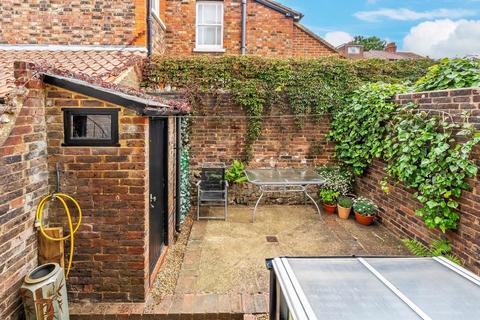 2, Humphrey Cottages Dene Street, Dorking, RH4 2DU