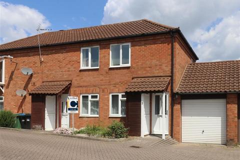 2 bedroom maisonette for sale, Barbers Mews, Neath Hill, Milton Keynes