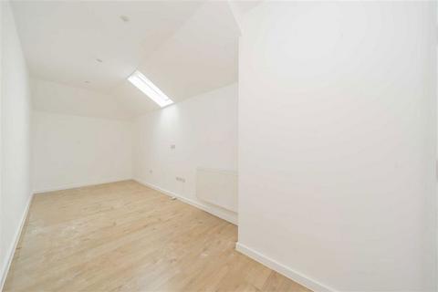1 bedroom flat to rent, Brent Cross Gardens, London NW4