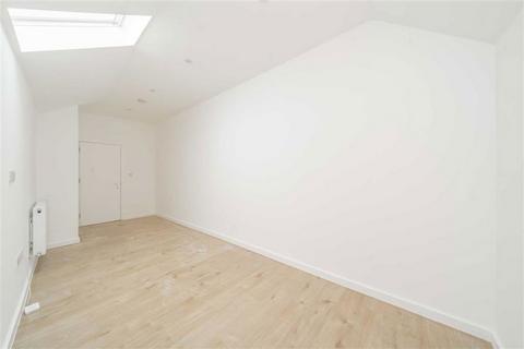 1 bedroom flat to rent, Brent Cross Gardens, London NW4