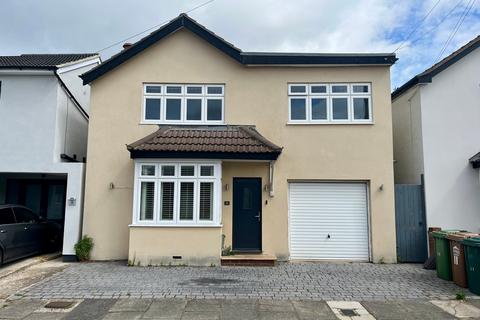 11 Nelson Road, Ashford, TW15 3QT