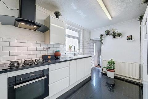4 Clyde Street, Cardiff, CF24 0HU
