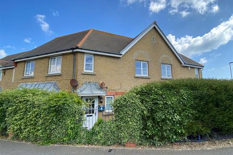 4 Grenada Close, Eastbourne, BN23 5TJ