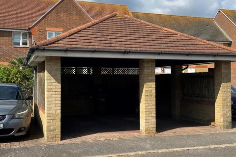 4 Grenada Close, Eastbourne, BN23 5TJ