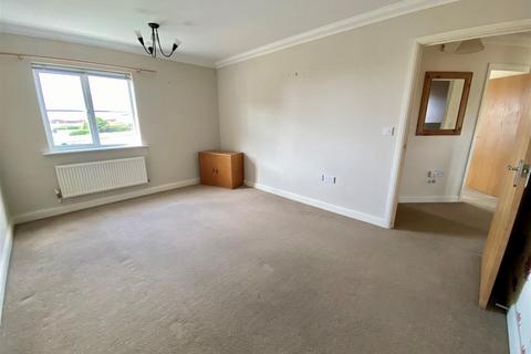 4 Grenada Close, Eastbourne, BN23 5TJ