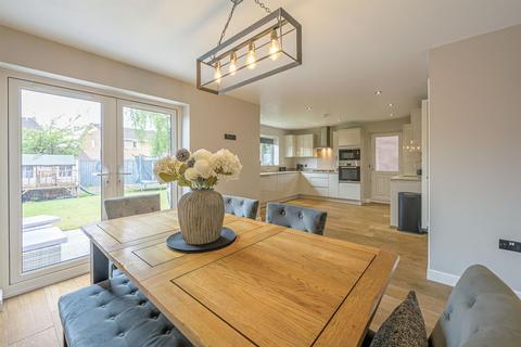 11 Flint Grove, Stourbridge, DY8 4BZ